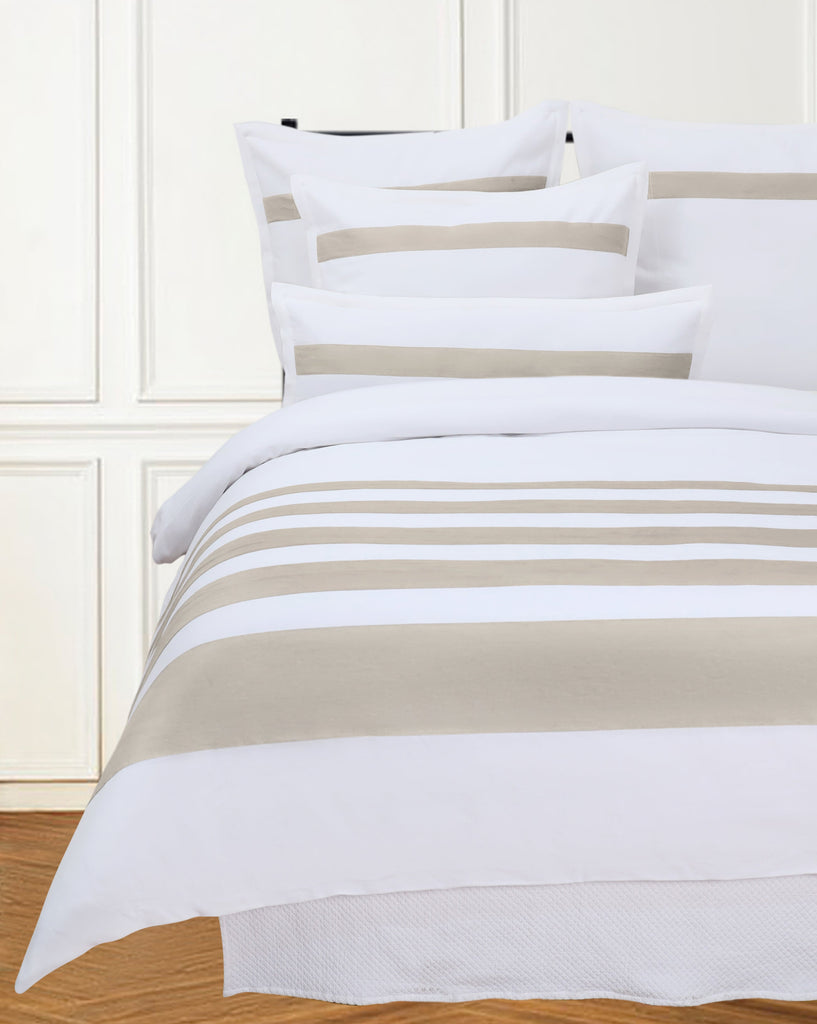 Caleb Duvet